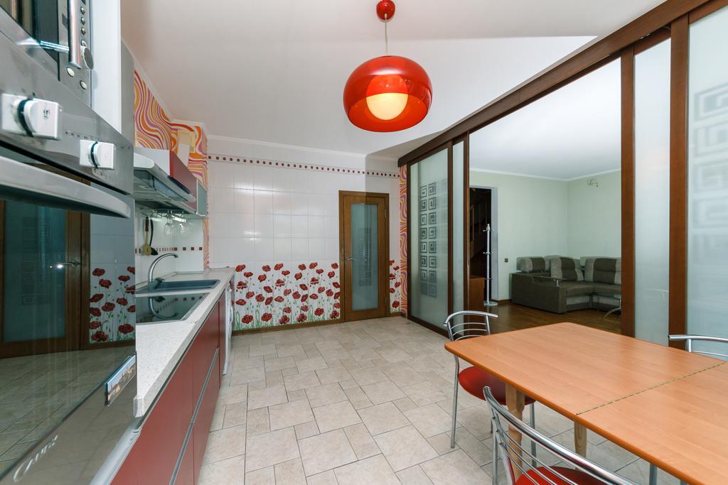 Two-Storey Apartment Near Iec Kyjev Exteriér fotografie
